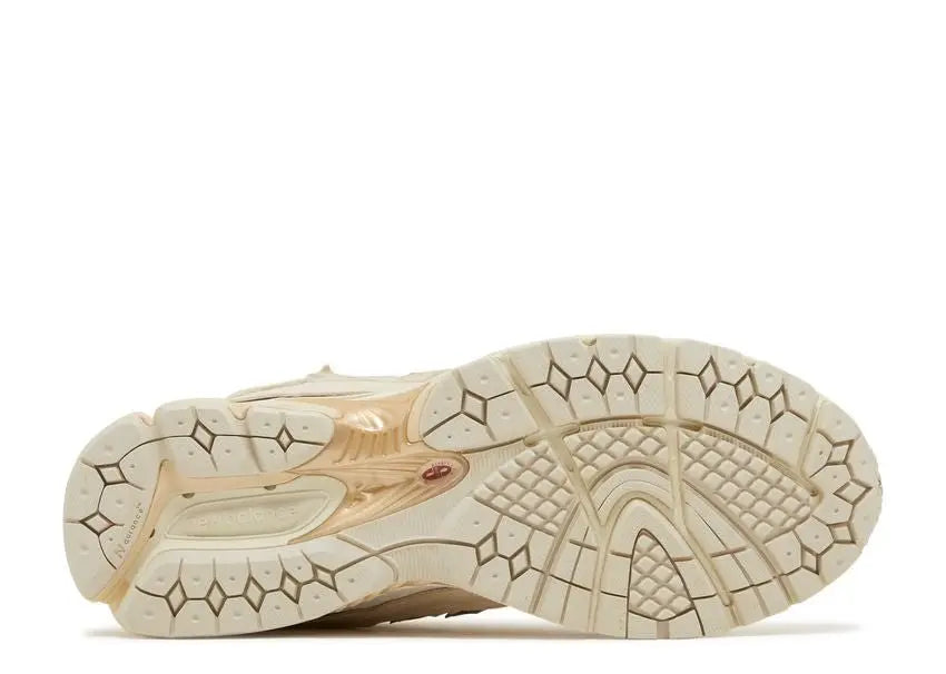 New Balance 2002R Protection Pack Sandstone New Balance