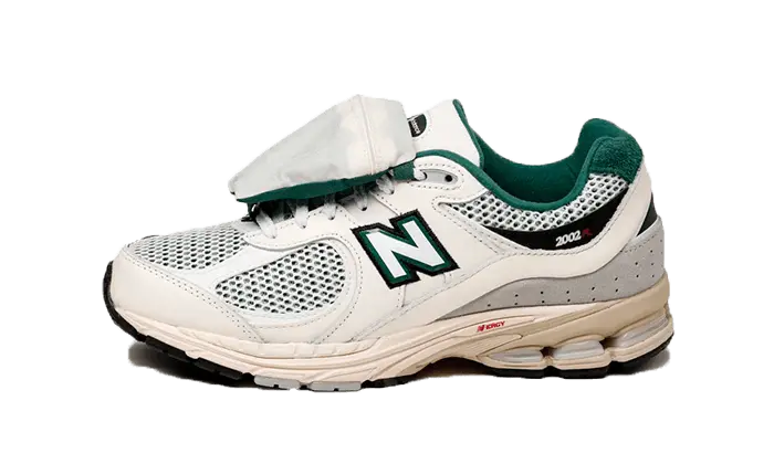 New Balance 2002R Sea Salt Vintage Teal New Balance