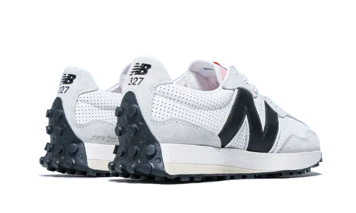 New Balance 327 Casablanca Black Logo New Balance