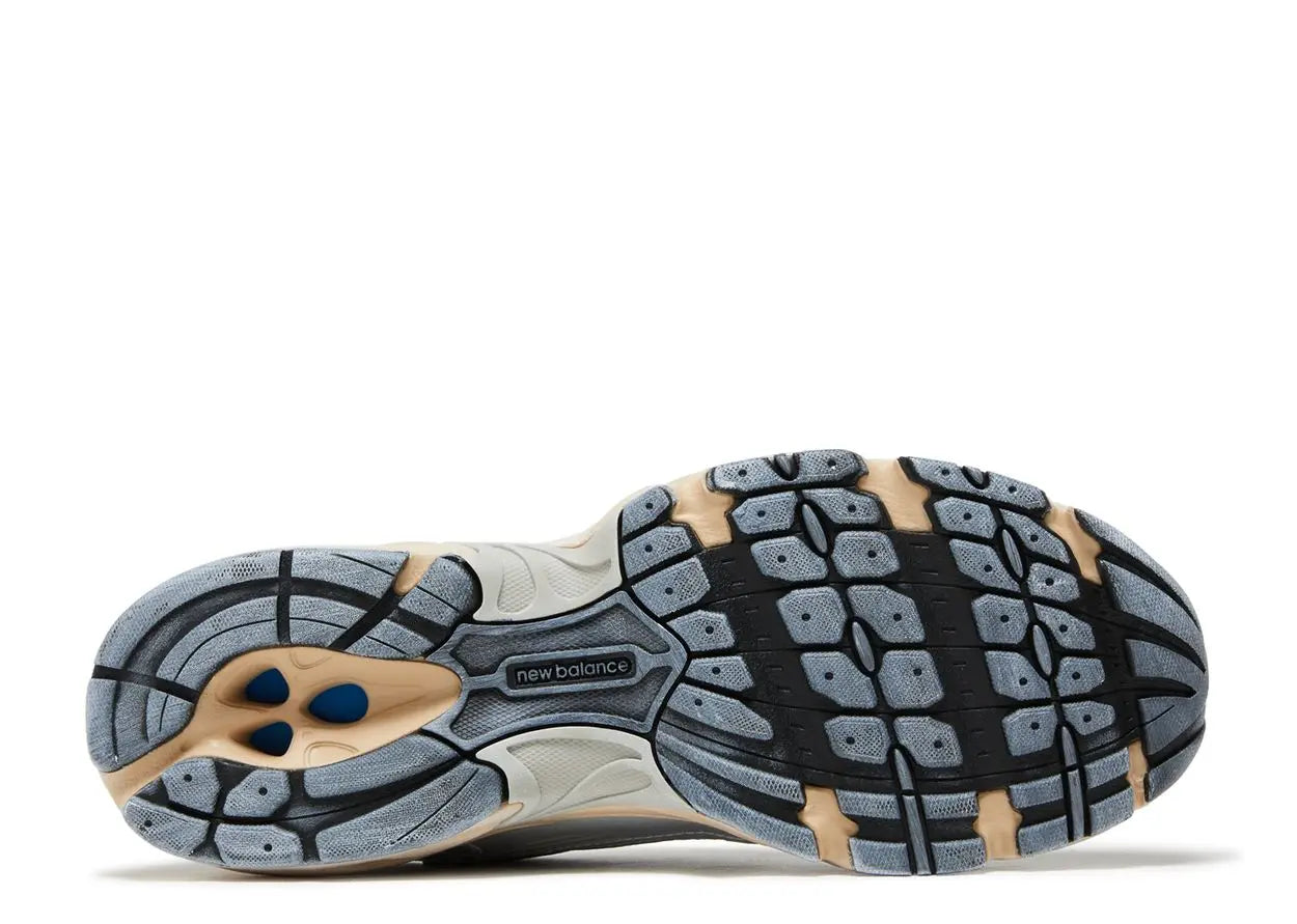 New Balance 530 Vintage Silver Metallic Moonbeam New Balance