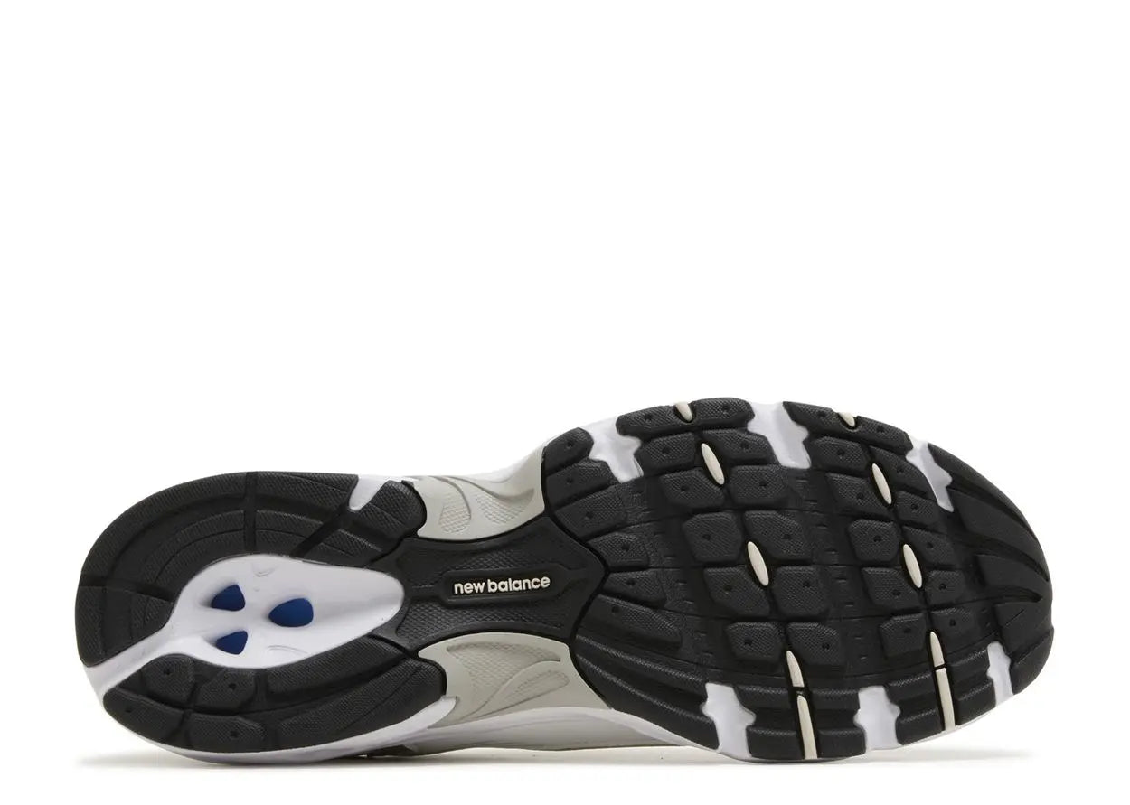 New Balance 530 White Stoneware New Balance