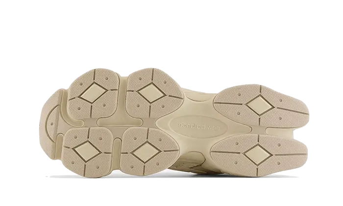 New Balance 9060 Cream Black New Balance