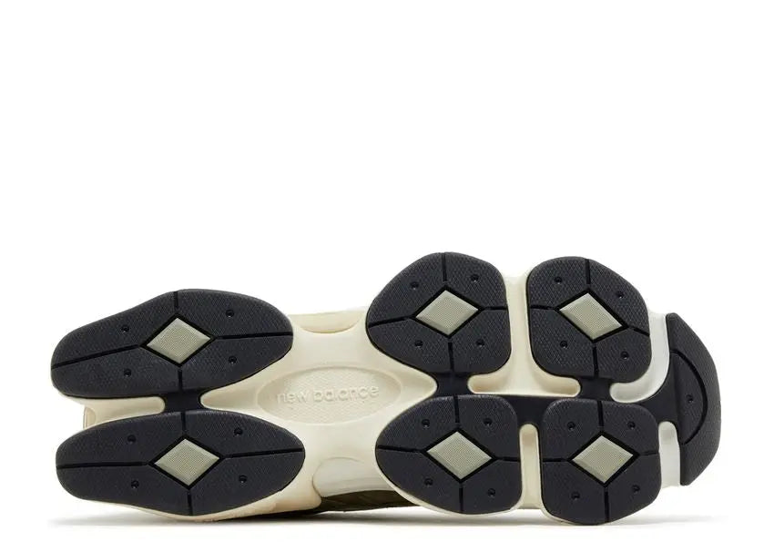 New Balance 9060 Dark Camo Sandstone New Balance