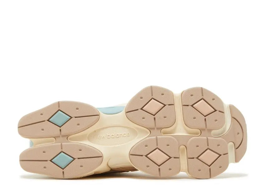 New Balance 9060 Ivory Cream Pink Sand New Balance