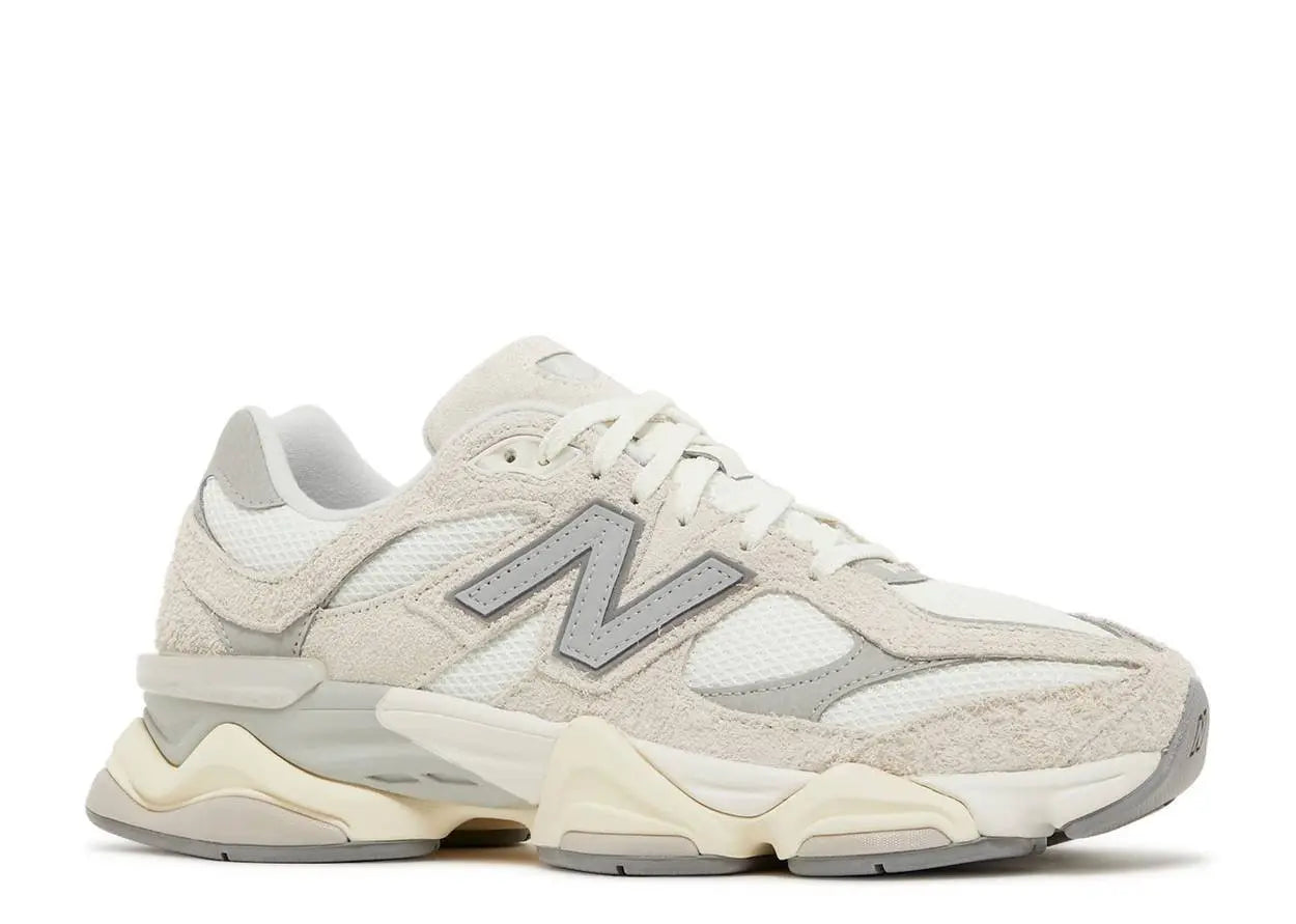 New Balance 9060 Moonbeam Sea Salt New Balance