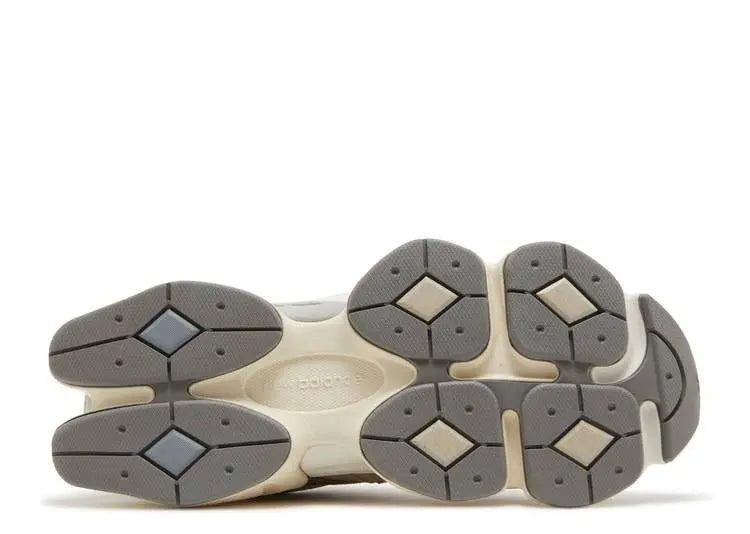 New Balance 9060 Mushroom New Balance
