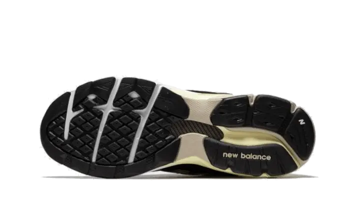 New Balance 990 V3 Black Green Yellow New Balance