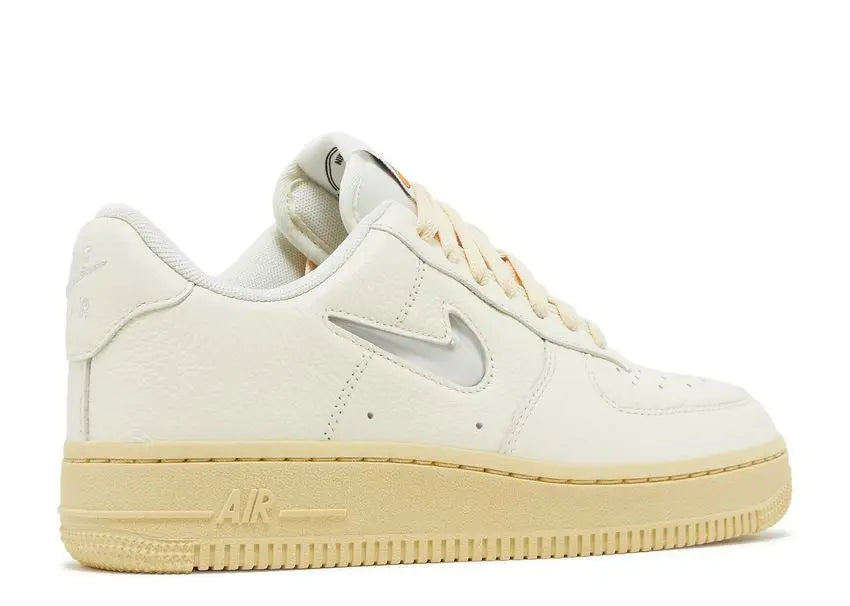 Nike Air Force 1 Low '07 LX Coconut Milk Lemon Wash Nike