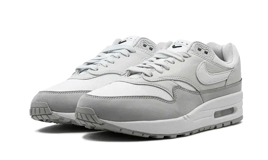 Nike Air Max 1 '87 LX Light Smoke Grey VOSneakers