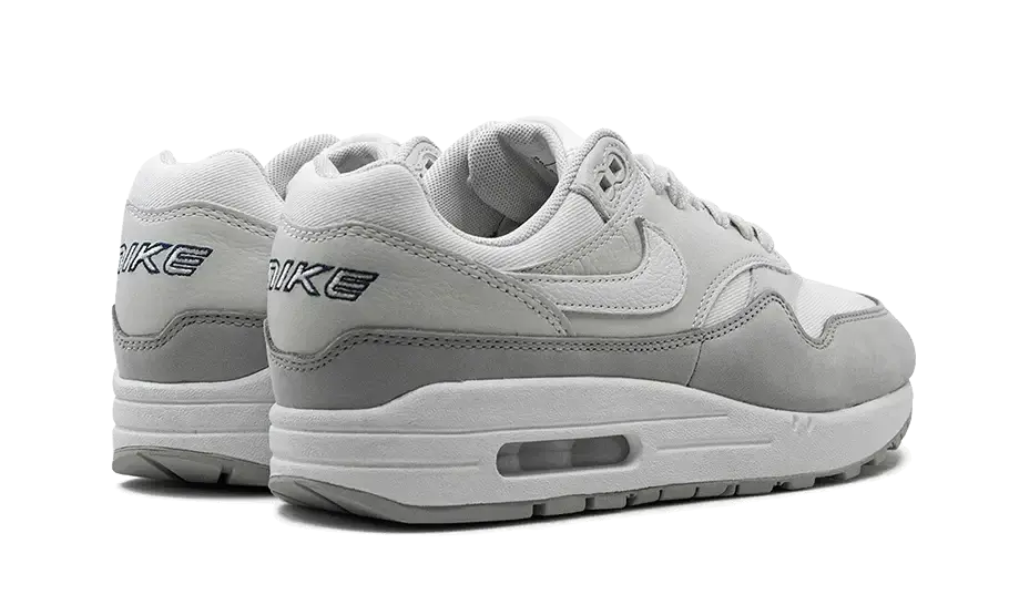 Nike Air Max 1 '87 LX Light Smoke Grey VOSneakers