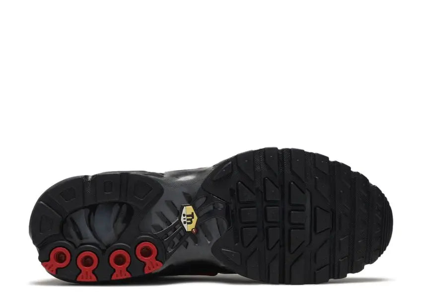 Nike Air Max Plus Black Gradient Red Nike