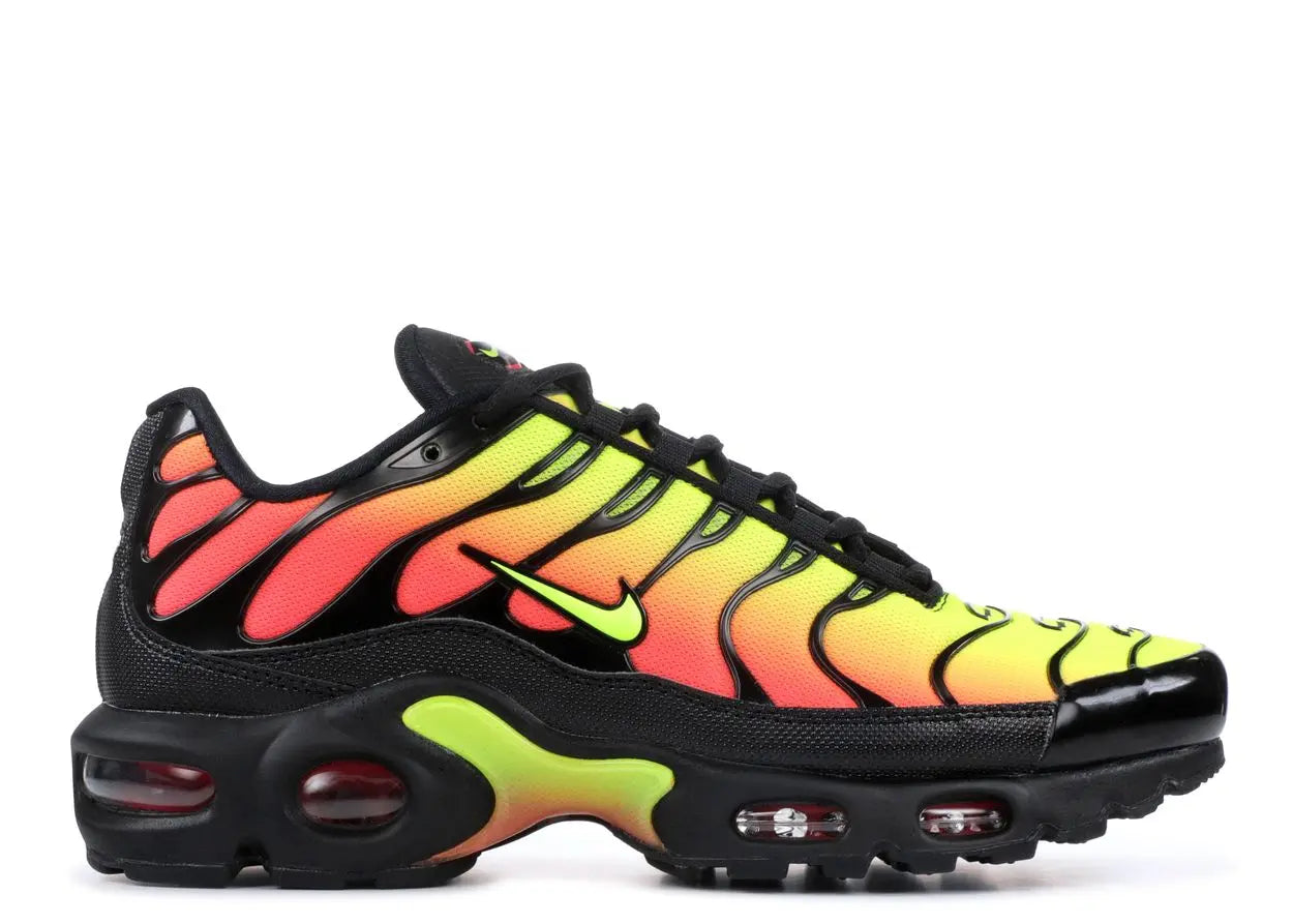 Nike Air Max Plus Black Volt Solar Red Nike