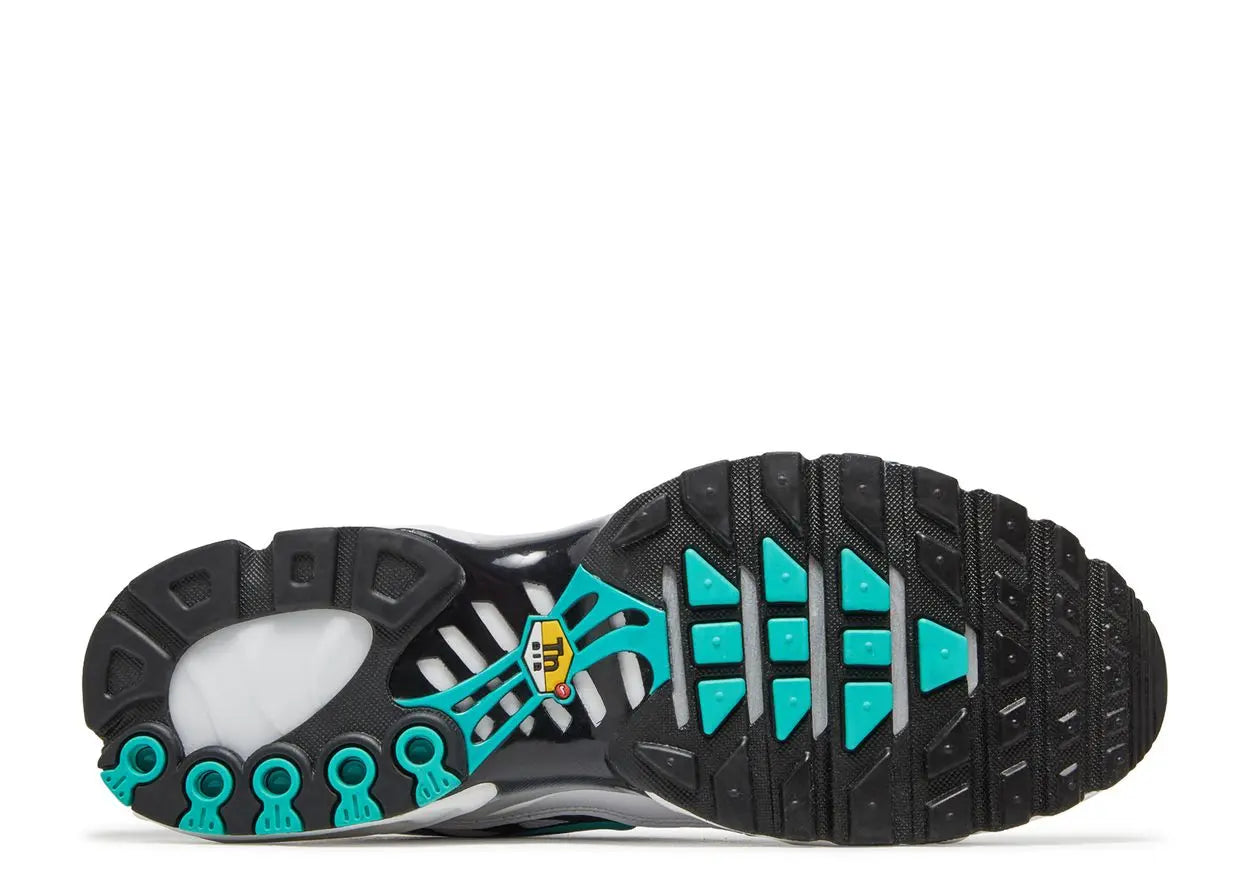 Nike Air Max Plus atmos White Hyper Jade Nike