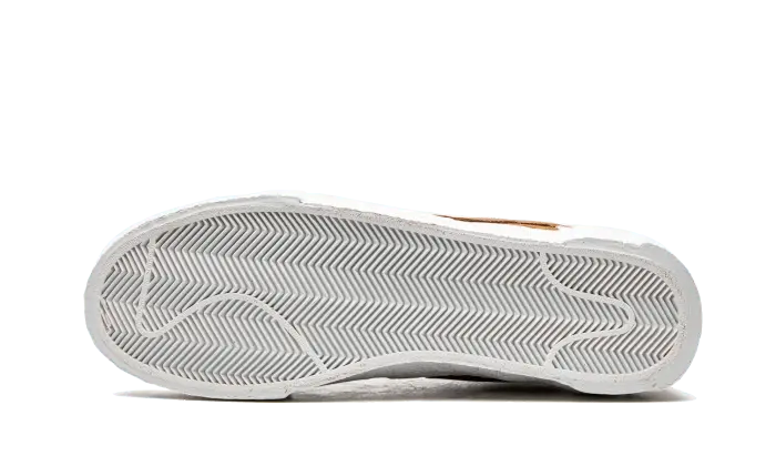 Nike Blazer Low Sacai British Tan Nike