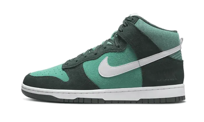 Nike Dunk High Retro SE Athletic Club VOSneakers