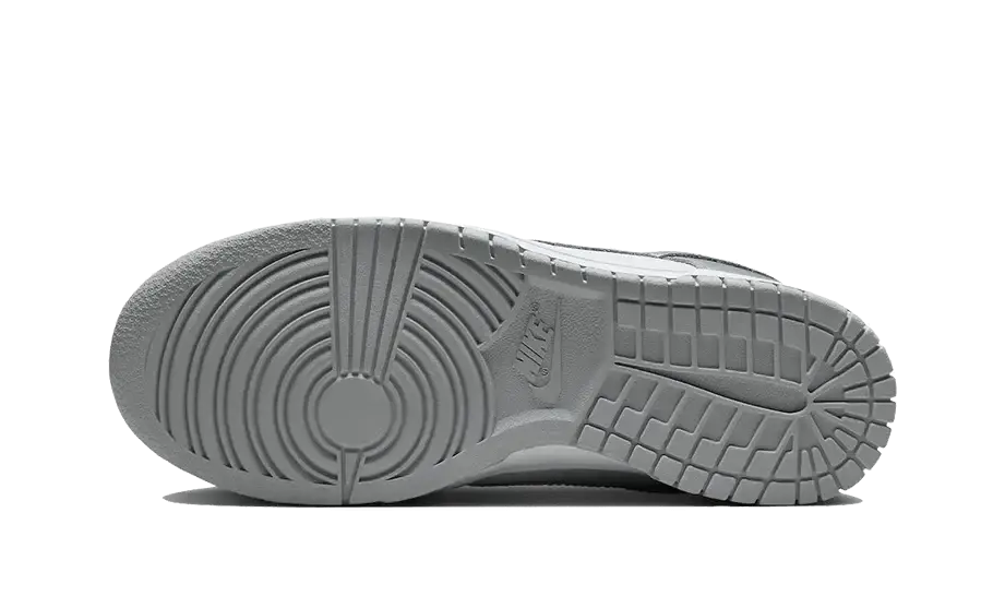 Nike Dunk Low Metallic Silver VOSneakers