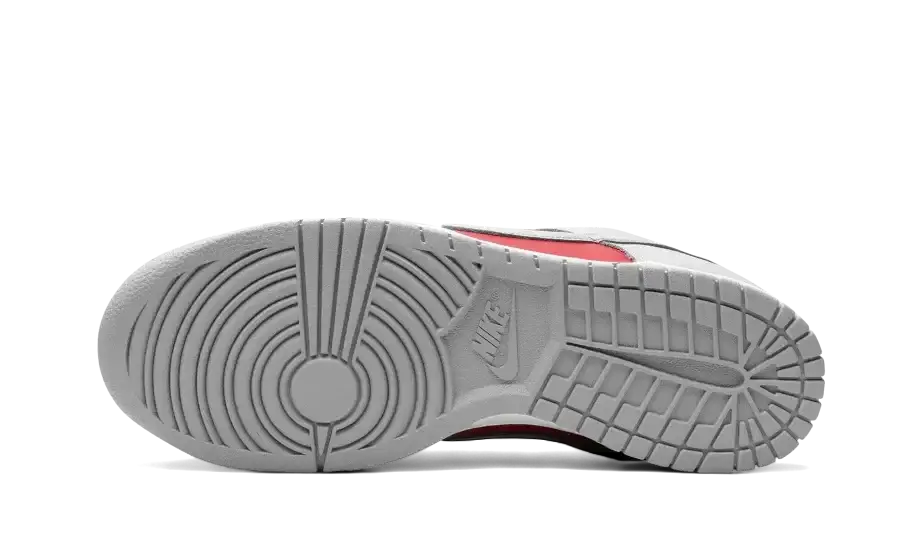 Nike Dunk Low Reverse Ultraman VOSneakers