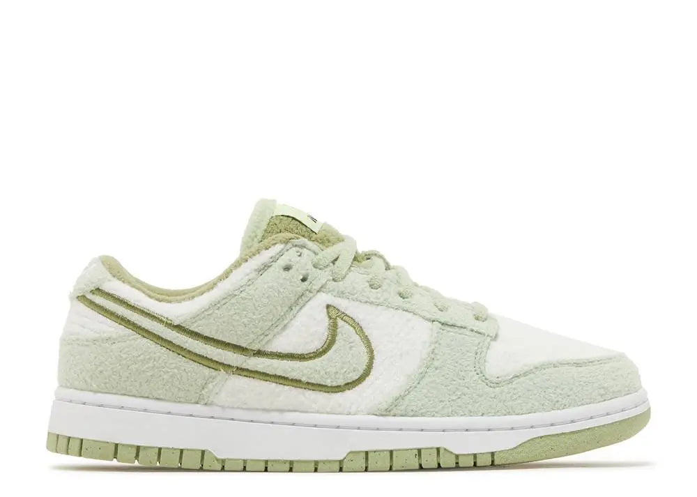 Nike Dunk Low SE Fleece Green Nike