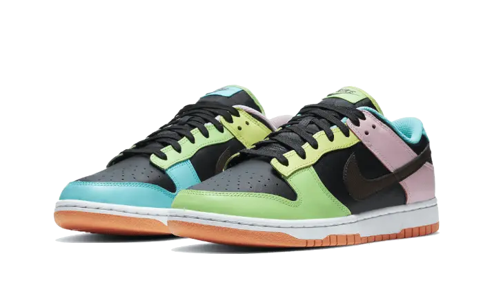 Nike Dunk Low SE Free 99 Black VOSneakers