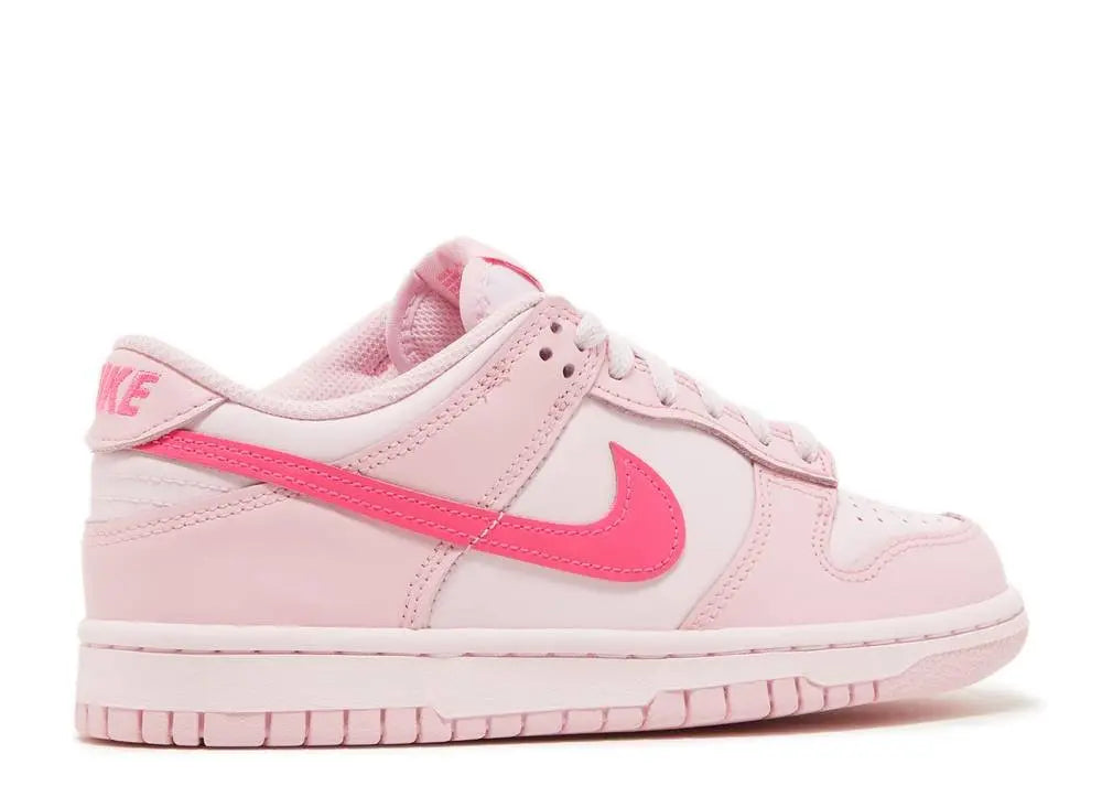 Nike Dunk Low Triple Pink (Barbie) Nike
