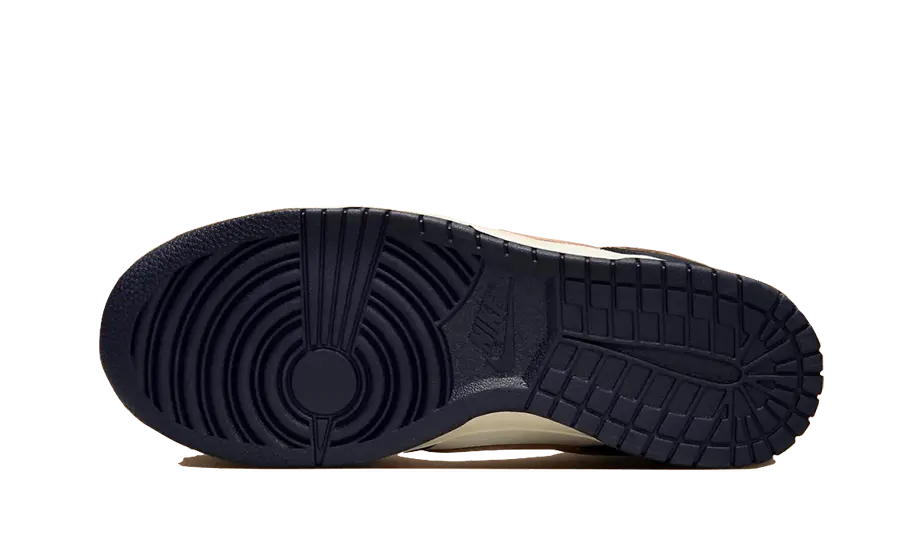 Nike Dunk Low "From Nike To You" Navy Vanilla VOSneakers