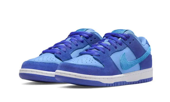 Nike SB Dunk Low Blue Raspberry VOSneakers