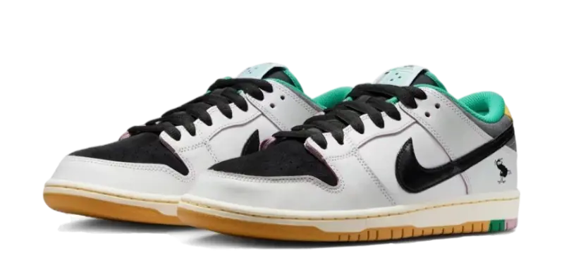 Nike SB Dunk Low CSEF VOSneakers