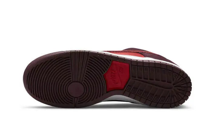 Nike SB Dunk Low Cherry VOSneakers