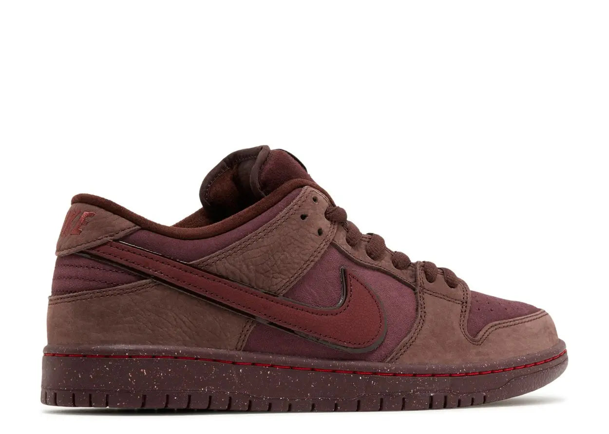 Nike SB Dunk Low City Of Love Burgundy Crush Nike