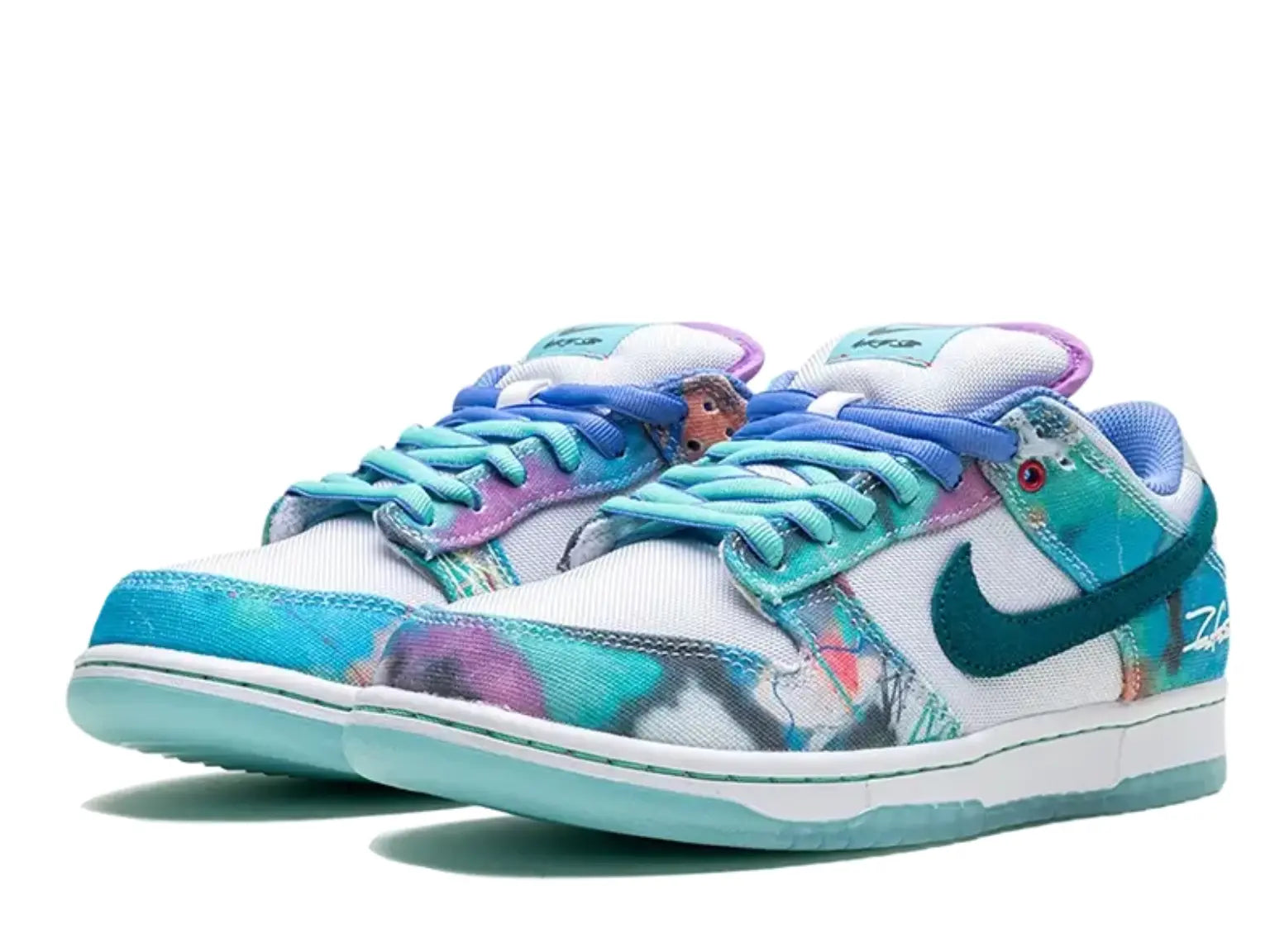 Nike SB Dunk Low Futura Laboratories Bleached Aqua Nike