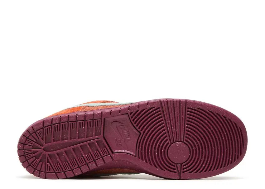 Nike SB Dunk Low Mystic Red Rosewood Nike