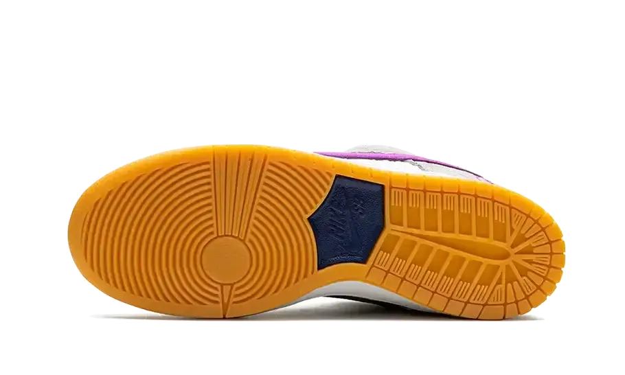 Nike SB Dunk Low Rayssa Leal VOSneakers