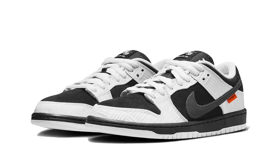 Nike SB Dunk Low TIGHTBOOTH VOSneakers