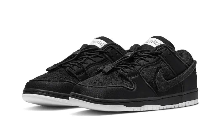 Nike Sb Dunk Low Gnarhunters Nike