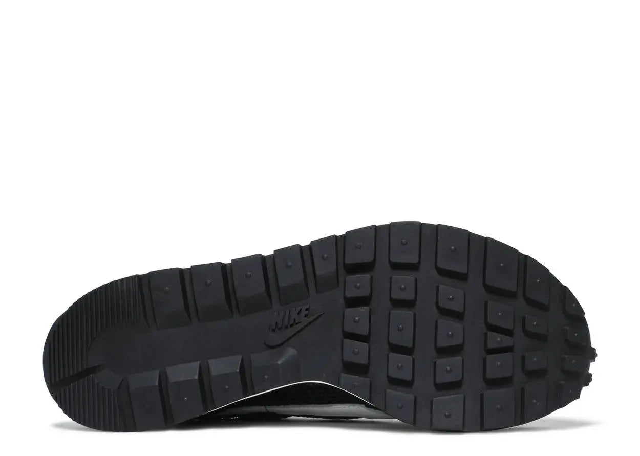 Nike Vaporwaffle Sacai Black White Nike
