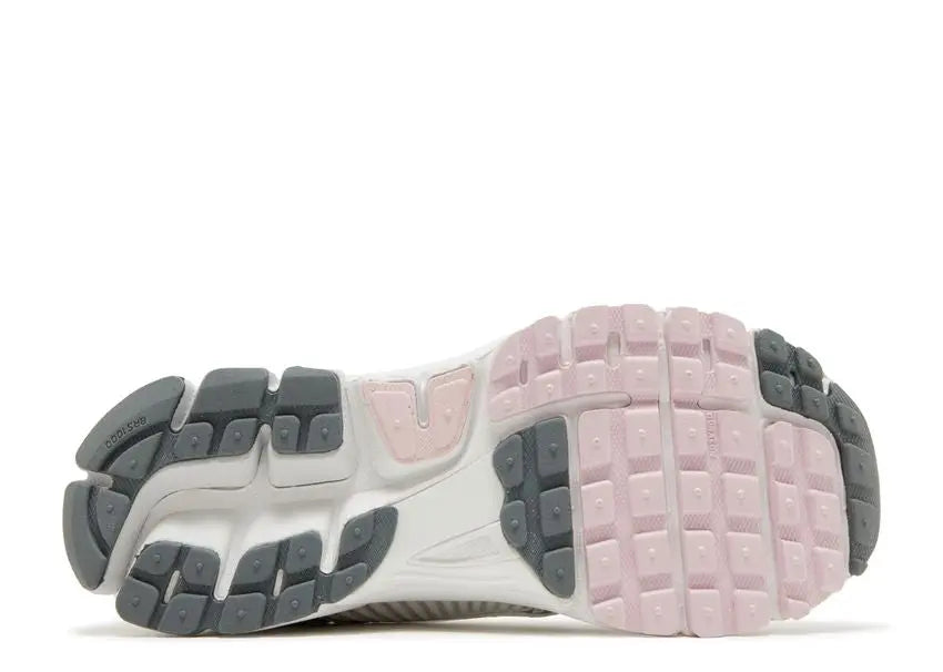 Nike Zoom Vomero 5 520 Pack White Pink Nike