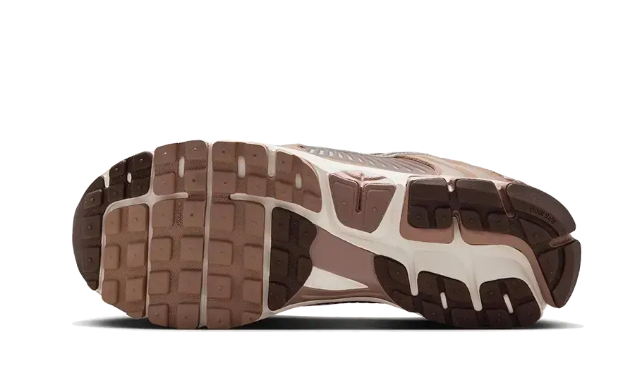 Nike Zoom Vomero 5 Dusted Clay Nike