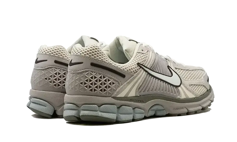 Nike Zoom Vomero 5 Light Orewood Brown Armory Blue VOSneakers
