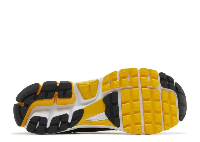 Nike Zoom Vomero 5 Photon Dust Laser Orange Nike