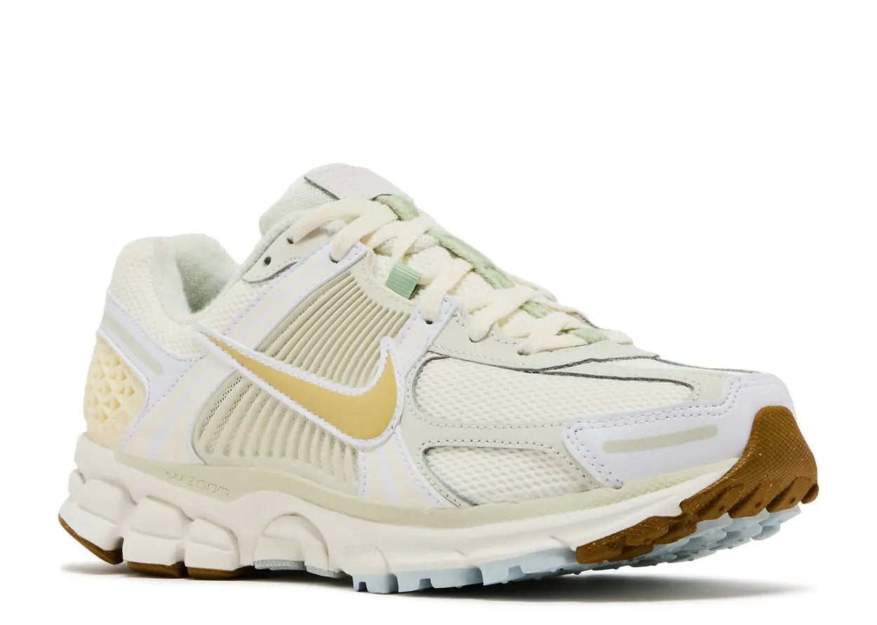 Nike Zoom Vomero 5 Sail Buff Gold Nike