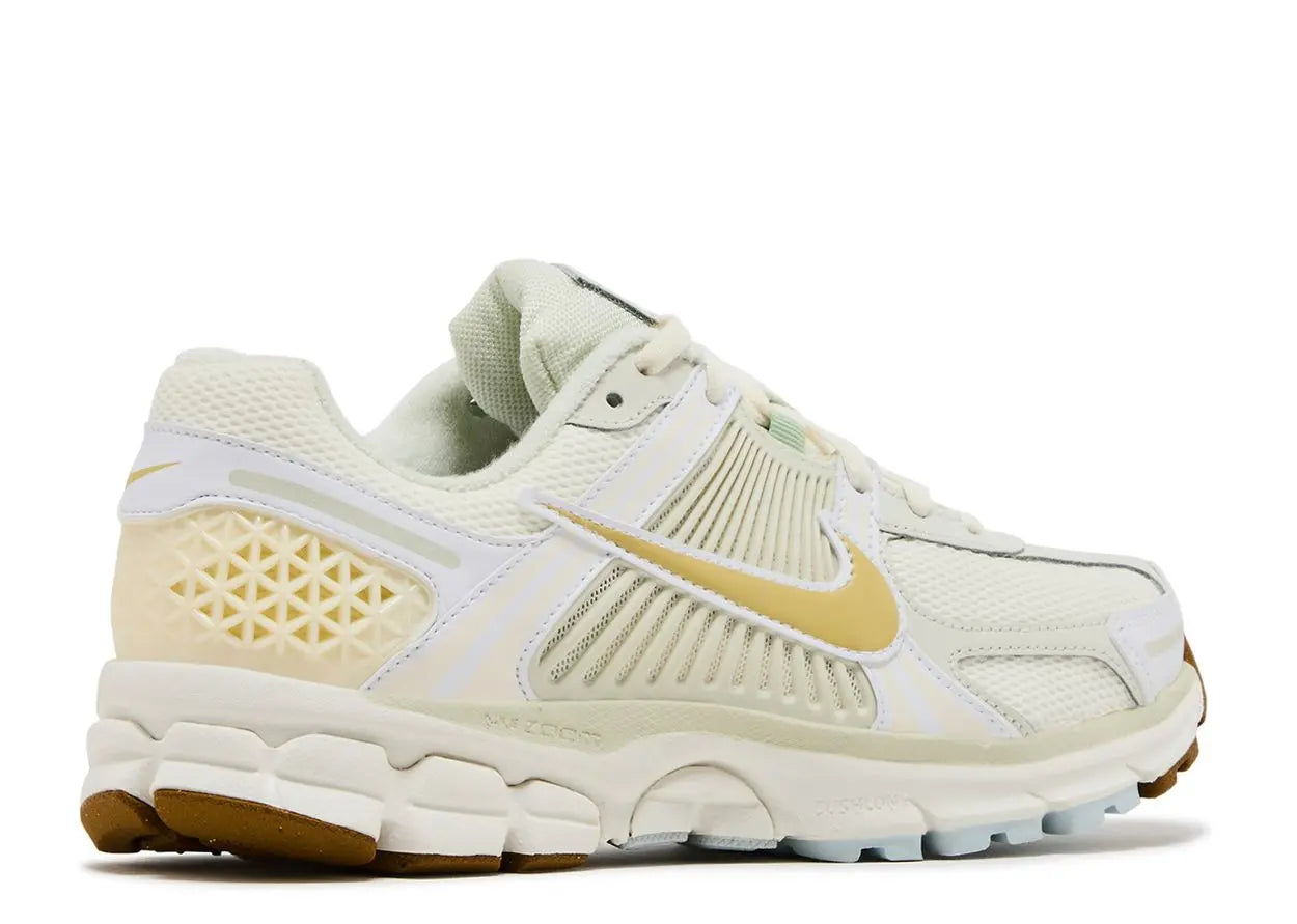 Nike Zoom Vomero 5 Sail Buff Gold Nike