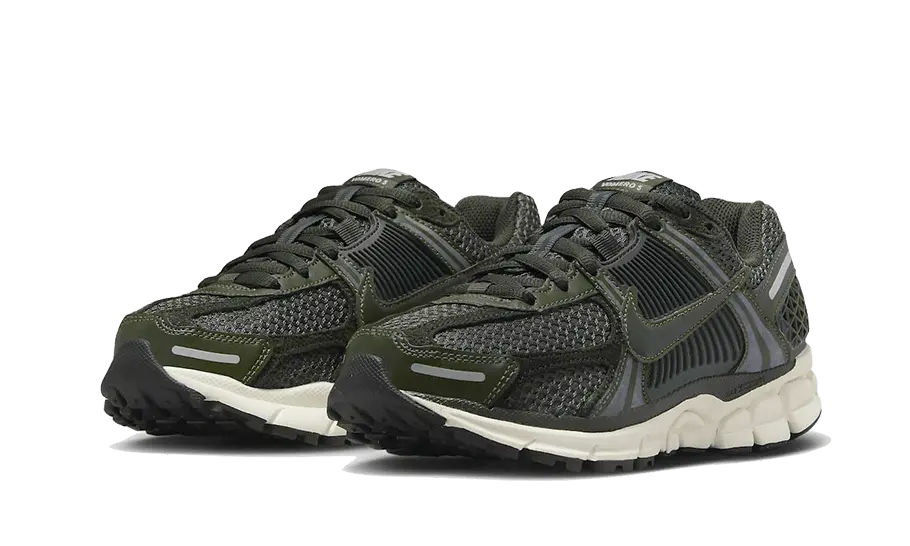 Nike Zoom Vomero 5 Sequoia VOSneakers