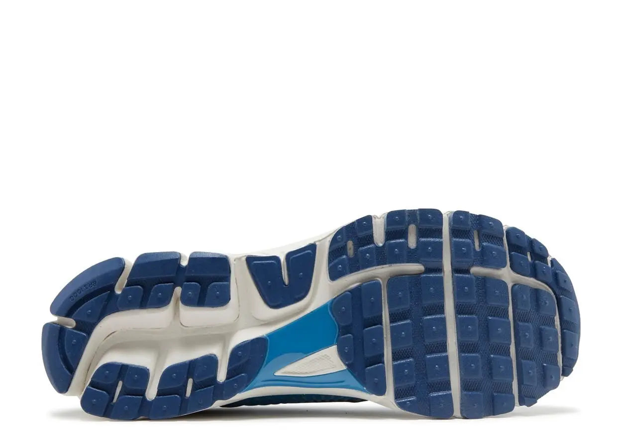 Nike Zoom Vomero 5 Worn Blue Nike