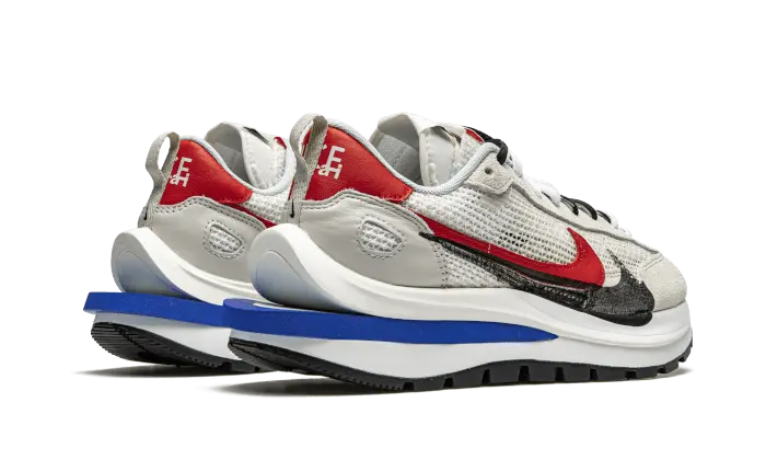 Vaporwaffle Sacai Sport Fuchsia Game Royal VOSneakers