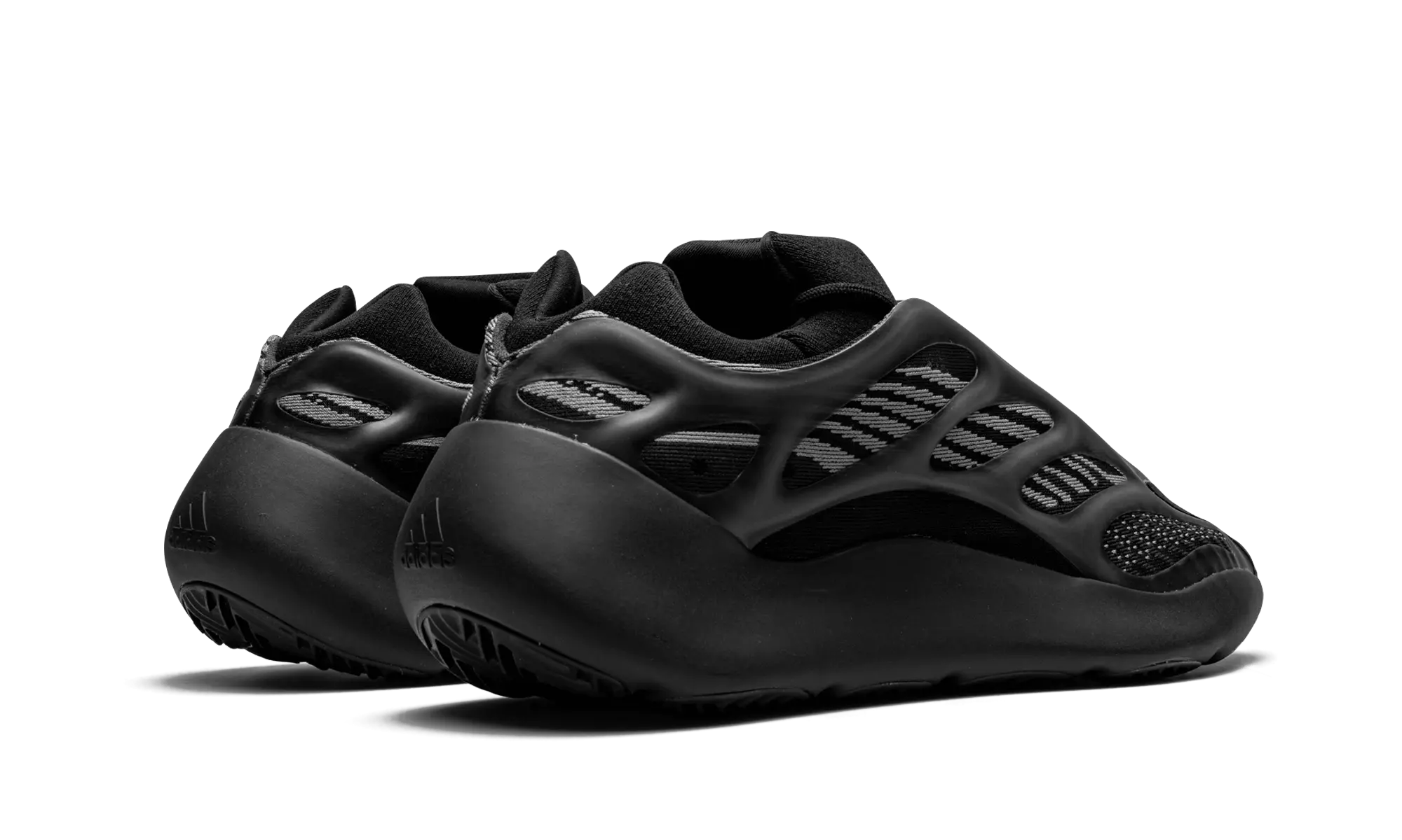 Yeezy 700 V3 Alvah VOSneakers