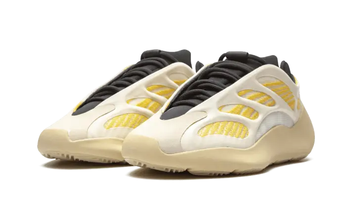 Yeezy 700 V3 Safflower VOSneakers