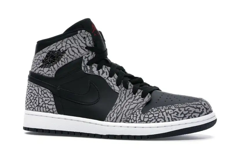 Jordan 1 Retro Un-Supreme - VOSneakers