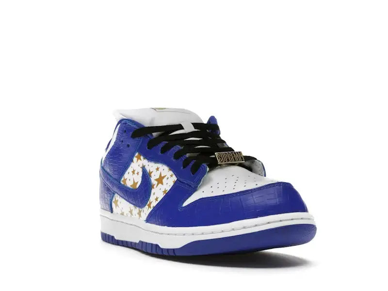 Nike SB Dunk Low Supreme Stars Hyper Royal (2021) - VOSneakers