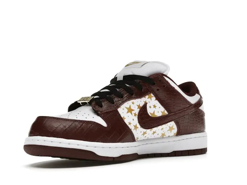 Nike SB Dunk Low Supreme Stars Barkroot Brown (2021) - VOSneakers