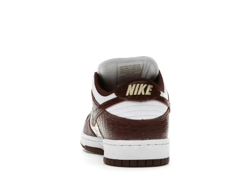 Nike SB Dunk Low Supreme Stars Barkroot Brown (2021) - VOSneakers